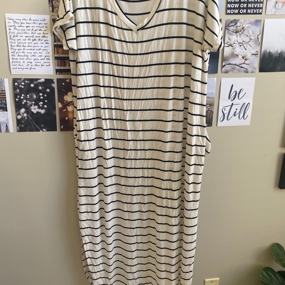 OS striped maxi with POCKETS!